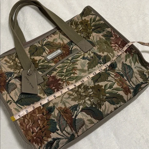 Vintage Diane Von Furstenburg weekender bag floral tapestry shoulder bag - Picture 16 of 17